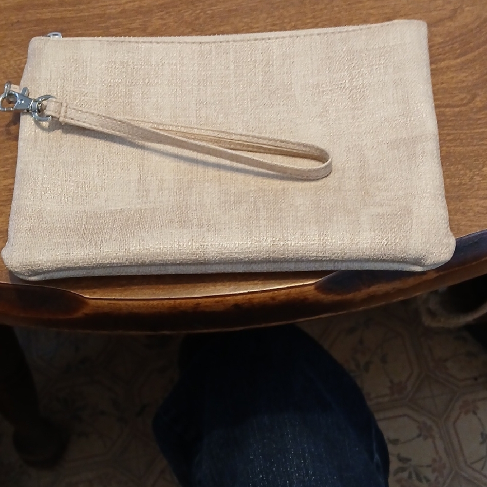 Elegant Cream Wristlet Clutch